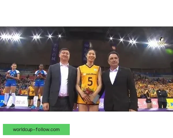 勒夫复出引关注 加纳临时换帅 世界冠军教头再度执掌帅印