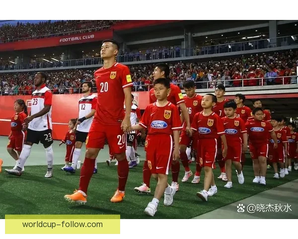 2026年世界杯足球赛盛大开启 全球32支球队争夺荣耀与历史荣耀